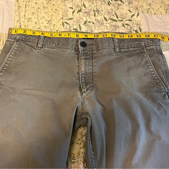 Dockers “360 Flex - All Seasons Tech” Straight Fit Gray Chinos Mens 34 x 30. - Picture 6 of 8